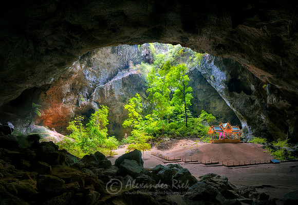 Phraya Nakhon Cave 4