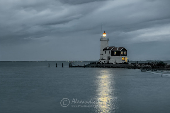 Marken 4
