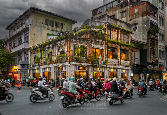 Saigon 16