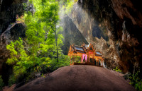 Phraya Nakhon Cave 3