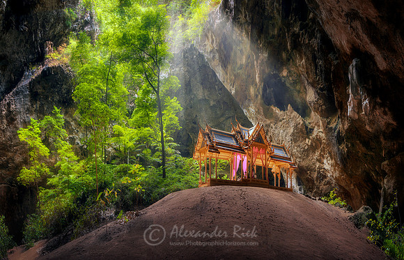 Phraya Nakhon Cave 3