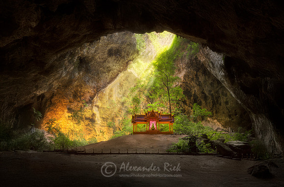 Phraya Nakhon Cave 5